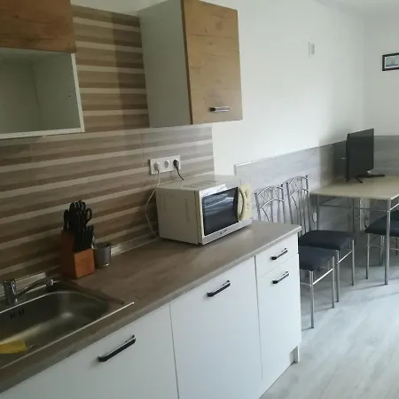 Kossuth Teri - Masodik Emeleti - Nopara Studio Apartman Tiszafured Exterior photo