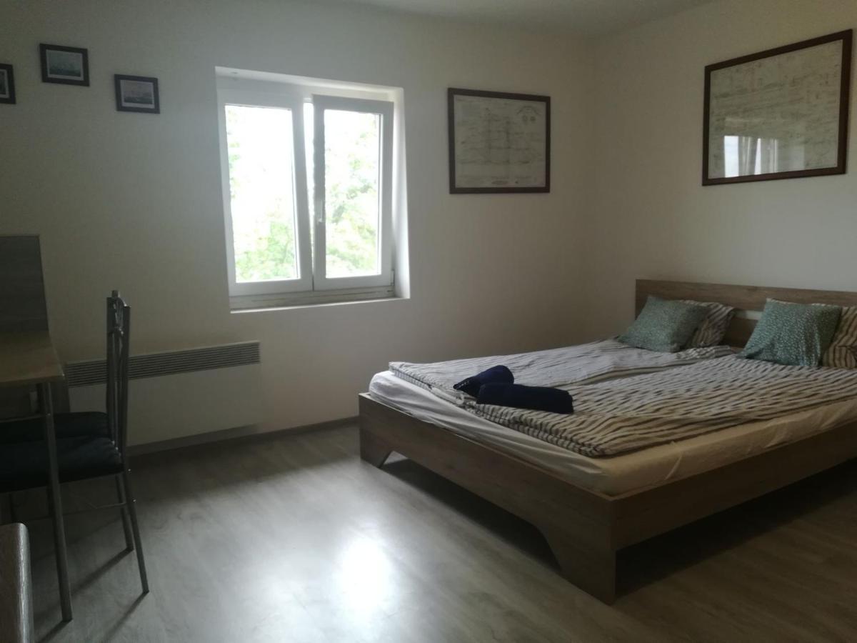 Kossuth Teri - Masodik Emeleti - Nopara Apartment *
